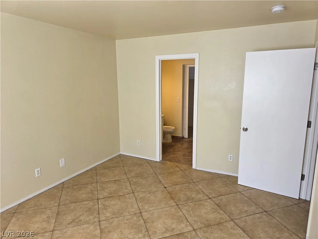 10071 Crisp Clover, Las Vegas, NV 89183