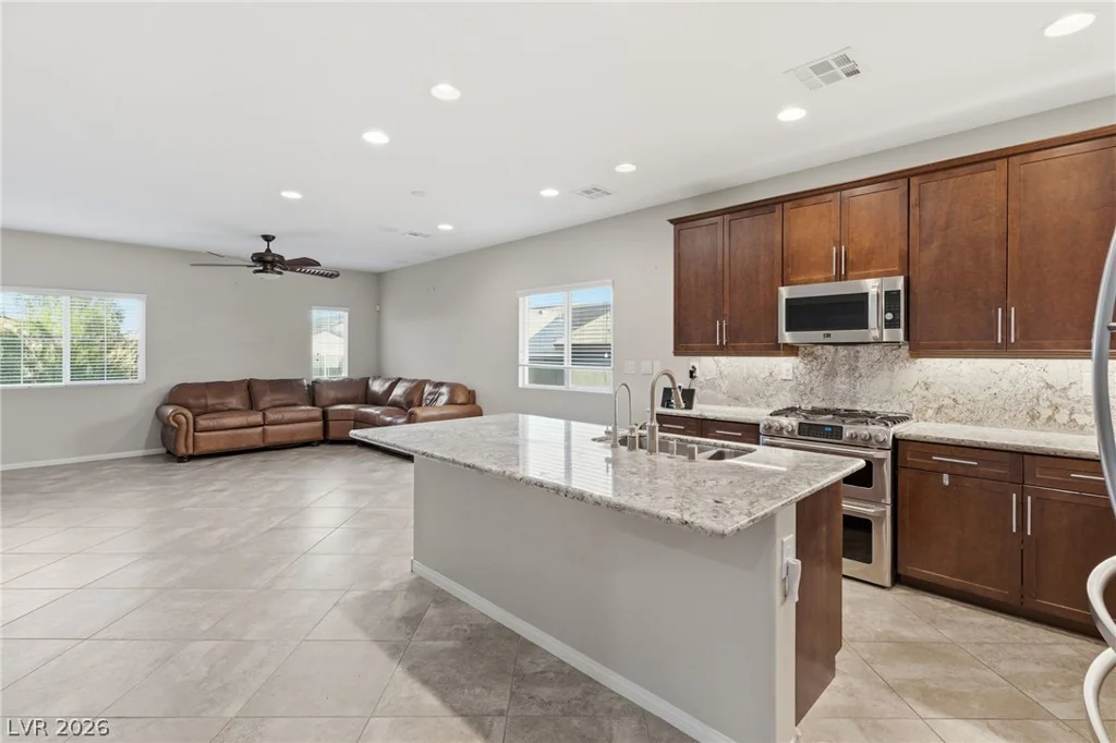 7283 Sterling Rock, Las Vegas, NV 89178