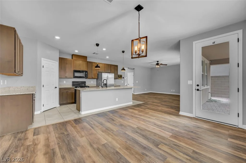 845 Riverlawn, Las Vegas, NV 89138