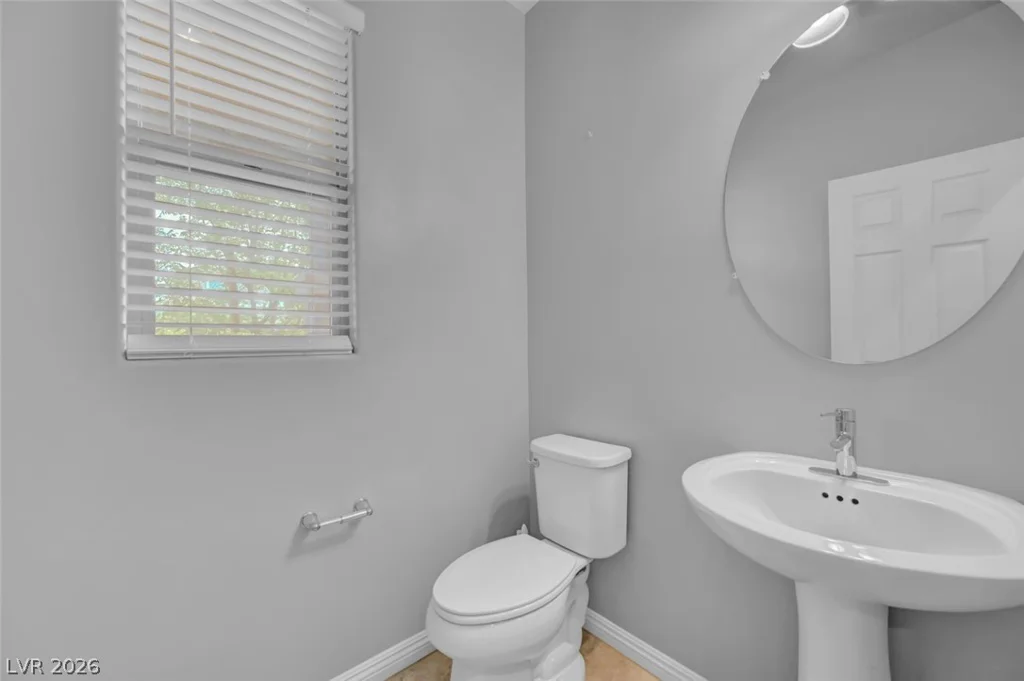 845 Riverlawn, Las Vegas, NV 89138