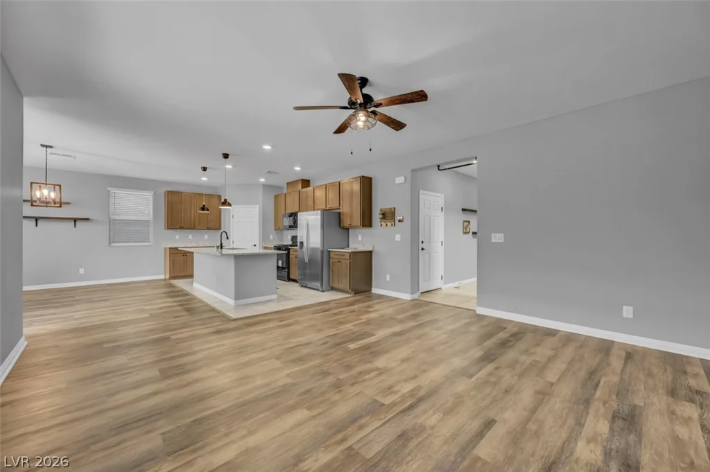 845 Riverlawn, Las Vegas, NV 89138