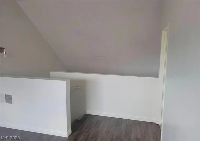 5235 Gray, Las Vegas, NV 89119