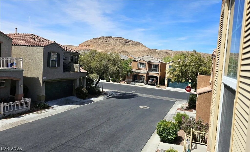 9170 Champney, Las Vegas, NV 89148