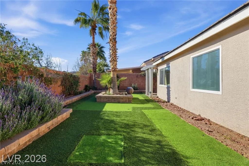 1811 Puerto, Henderson, NV 89012