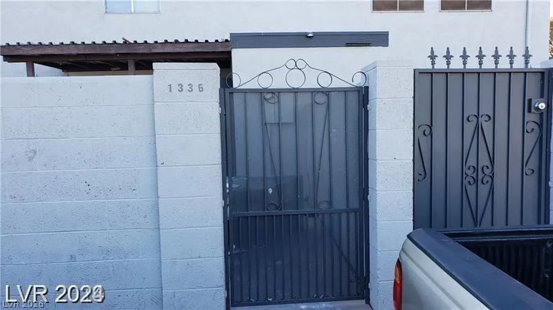 1336 JONES, Las Vegas, NV 89108