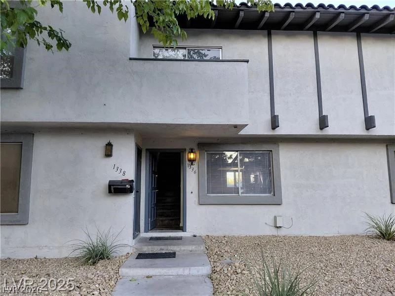 1336 JONES, Las Vegas, NV 89108
