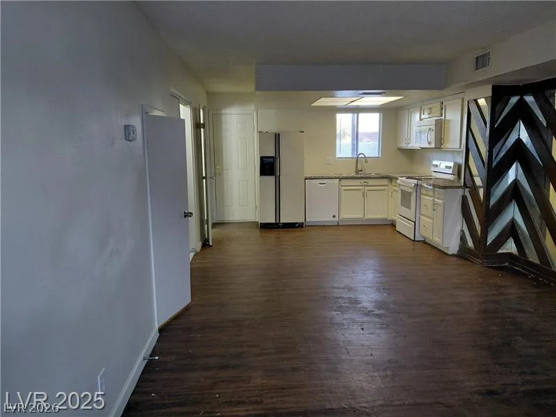 1336 JONES, Las Vegas, NV 89108