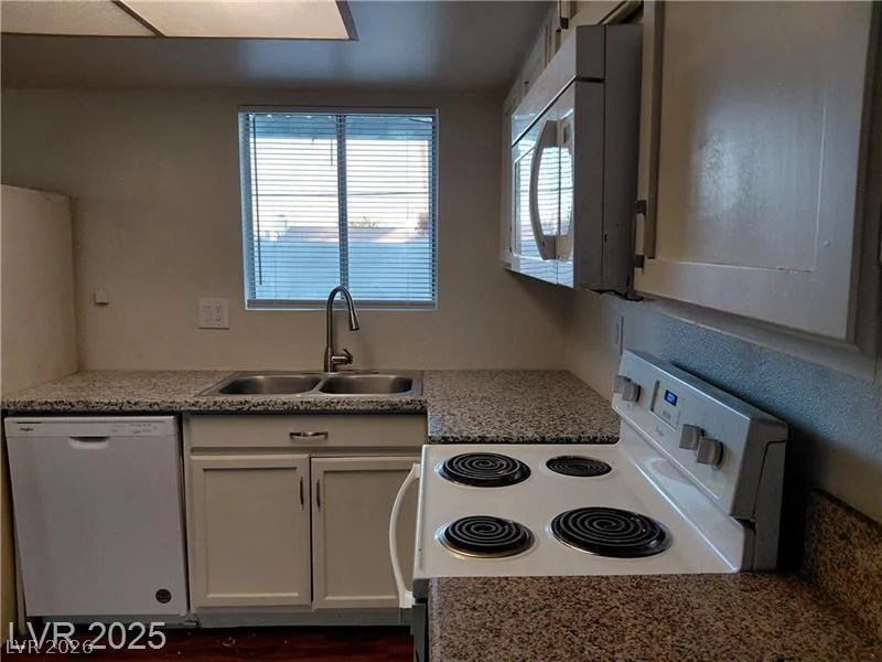 1336 JONES, Las Vegas, NV 89108
