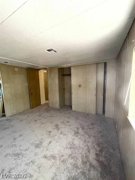 5000 Royal, Las Vegas, NV 89103