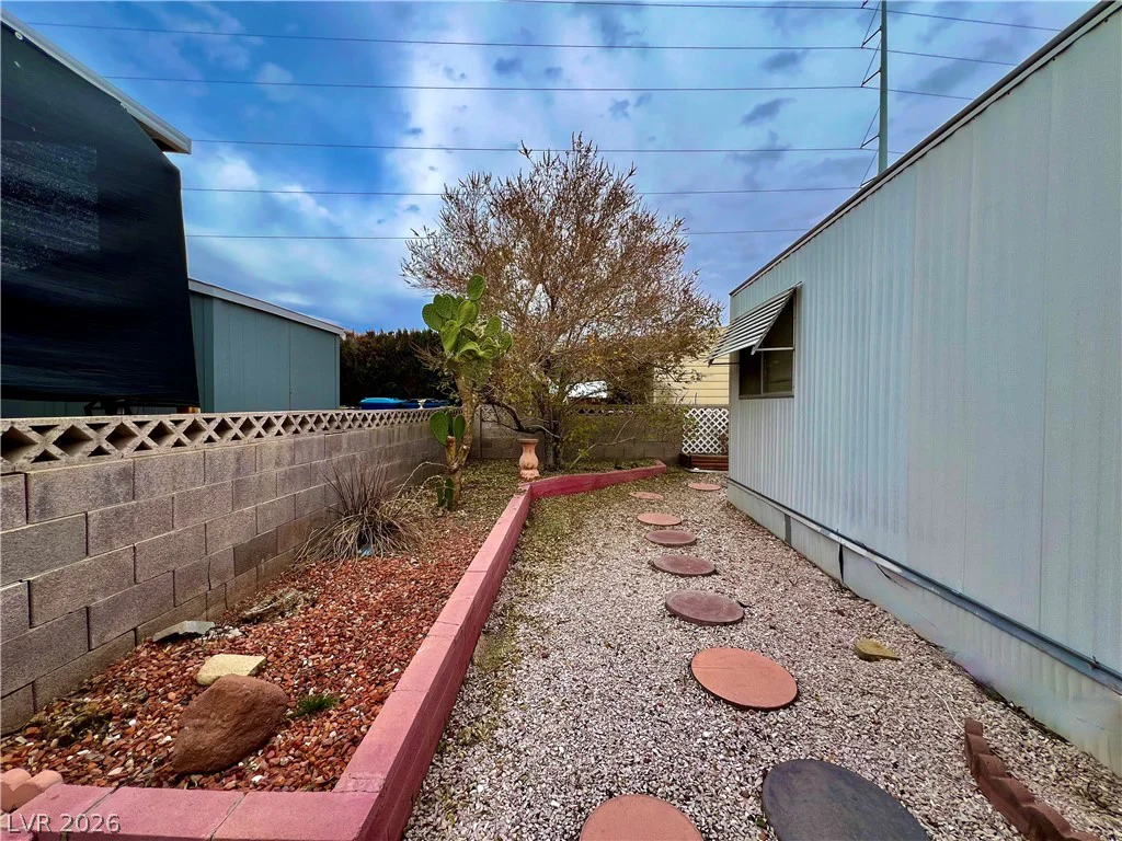 5000 Royal, Las Vegas, NV 89103