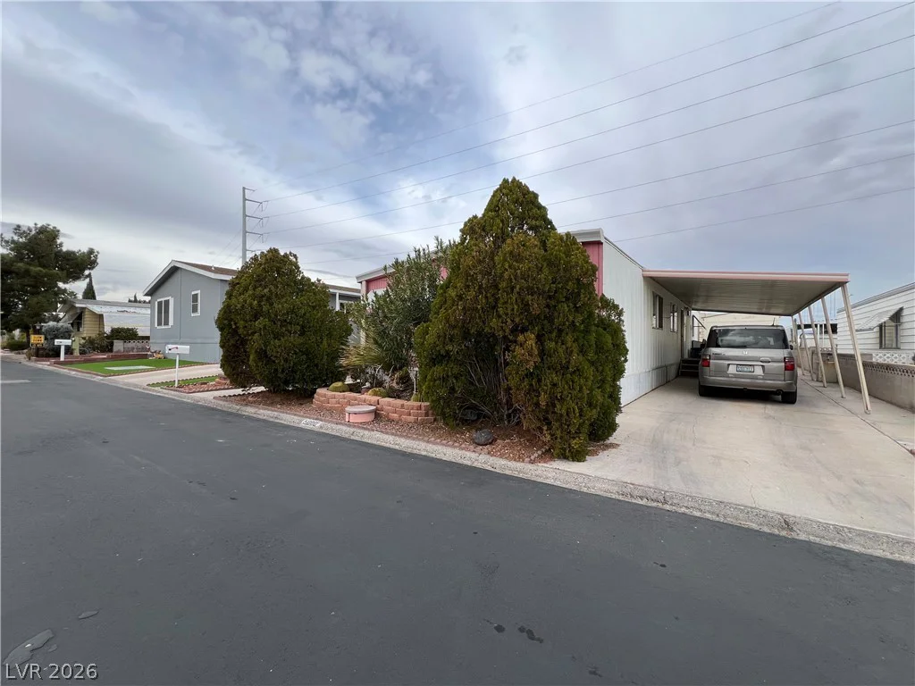 5000 Royal, Las Vegas, NV 89103
