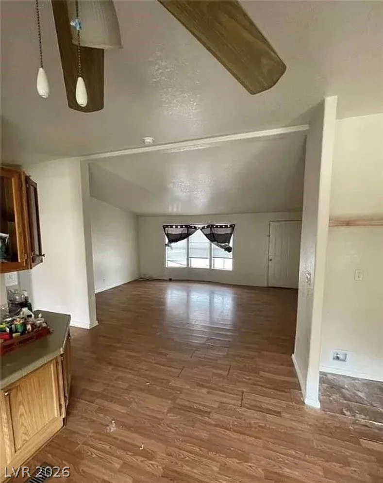 3560 Estes Park, Las Vegas, NV 89122