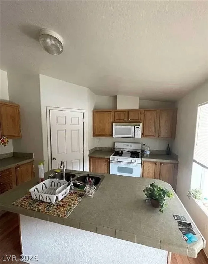 3560 Estes Park, Las Vegas, NV 89122