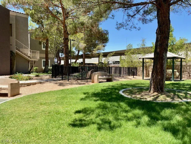 5250 Rainbow, Las Vegas, NV 89118