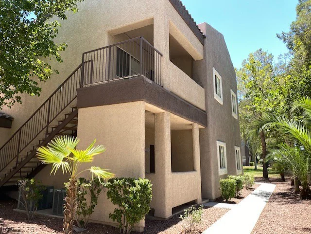 5250 Rainbow, Las Vegas, NV 89118
