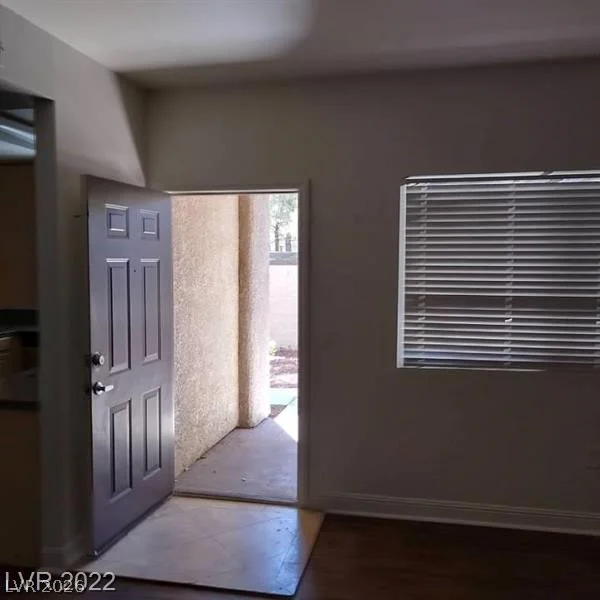 5250 Rainbow, Las Vegas, NV 89118