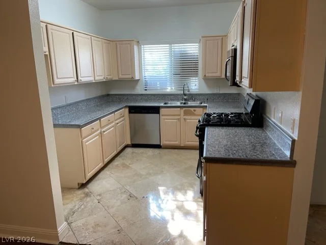 5250 Rainbow, Las Vegas, NV 89118