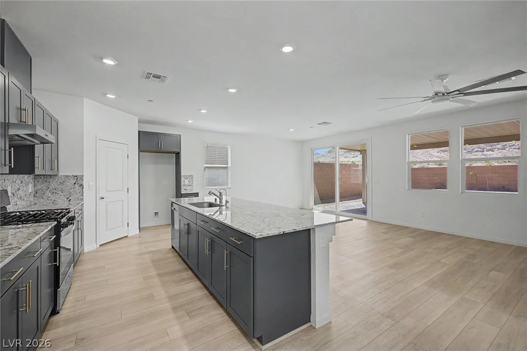 5657 Ridge Run, Las Vegas, NV 89166