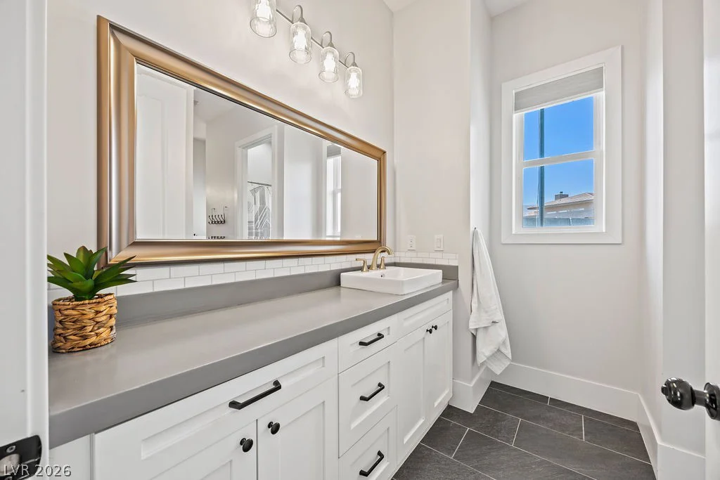 5865 Egan Crest, Las Vegas, NV 89149