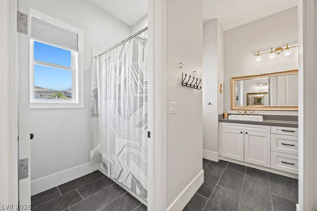 5865 Egan Crest, Las Vegas, NV 89149