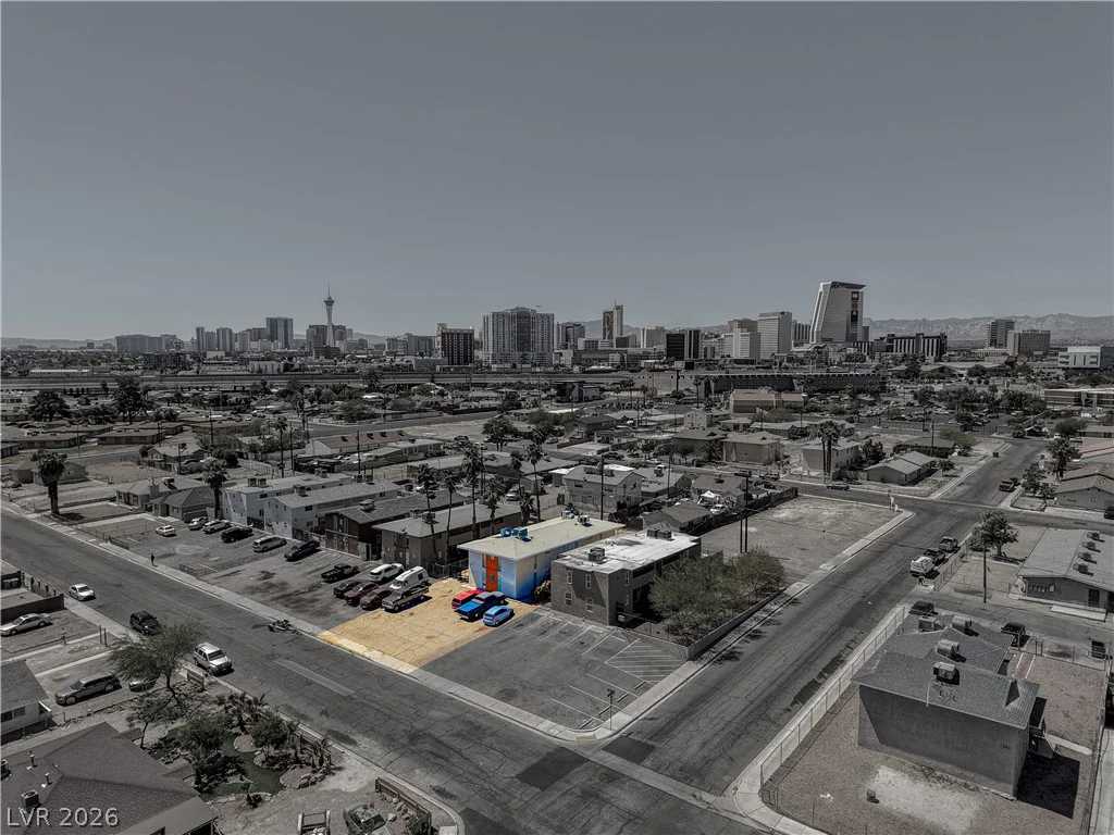 637 11th, Las Vegas, NV 89101