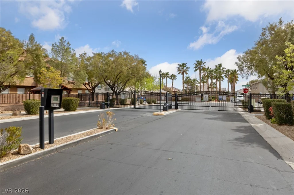9121 Ripple Ridge, Las Vegas, NV 89149