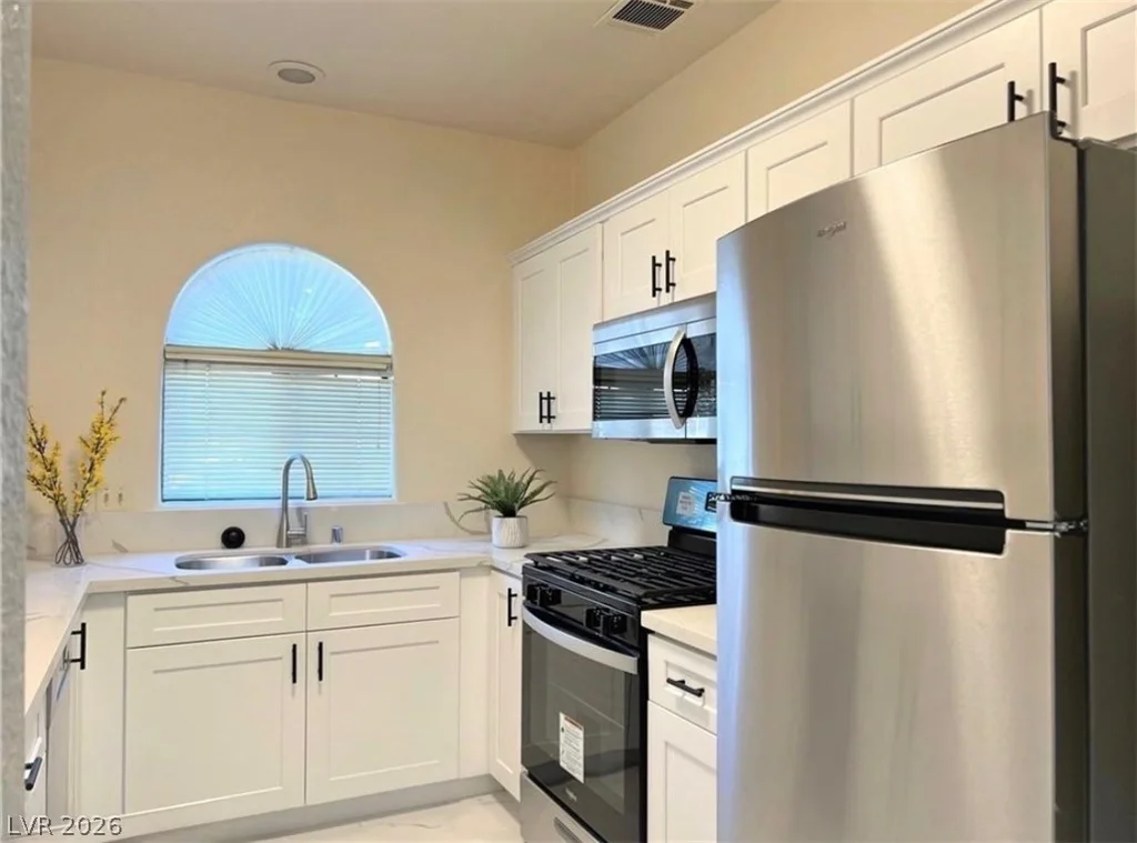 1407 Santa Margarita, Las Vegas, NV 89146