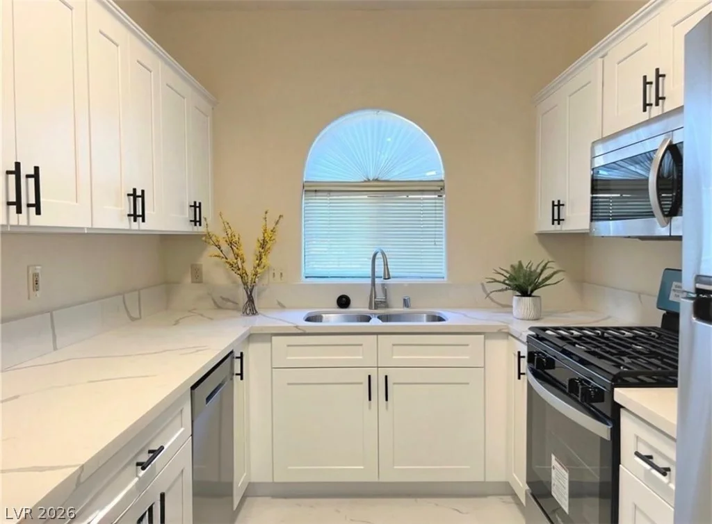 1407 Santa Margarita, Las Vegas, NV 89146