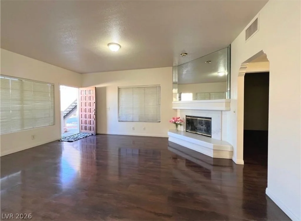 1407 Santa Margarita, Las Vegas, NV 89146