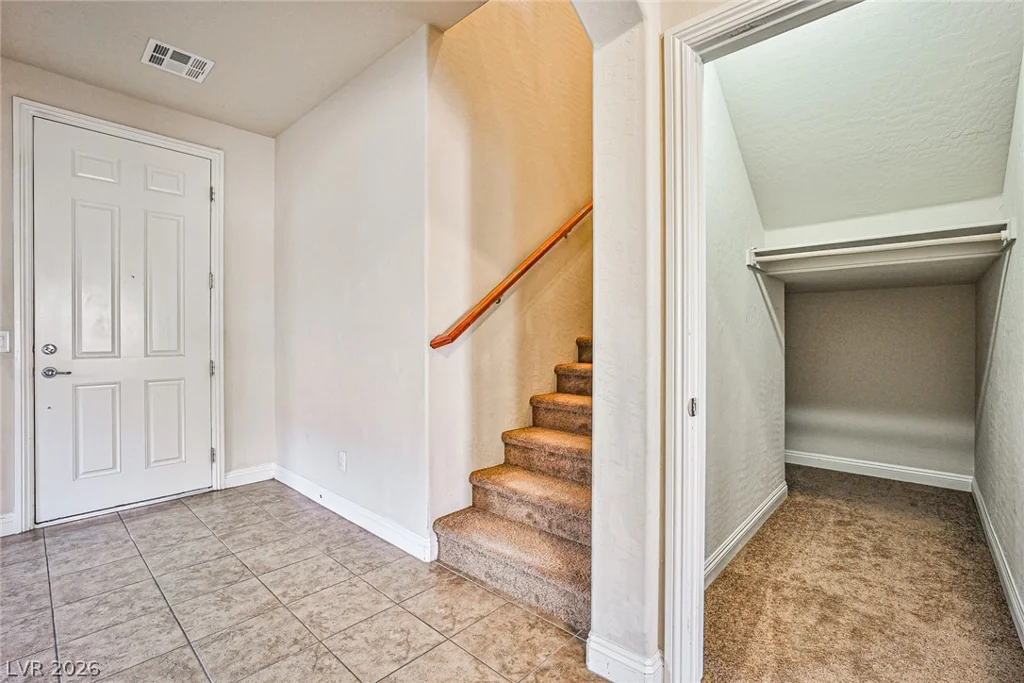 174 White Mule, Las Vegas, NV 89148