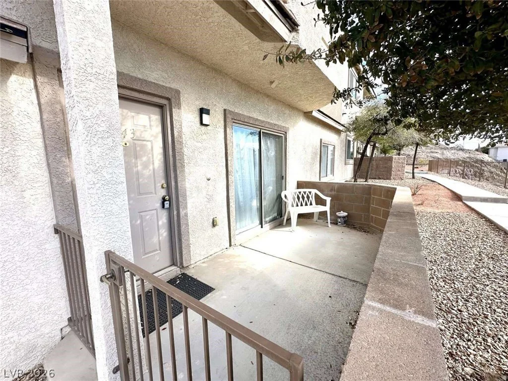 2050 Los Feliz, Las Vegas, NV 89156
