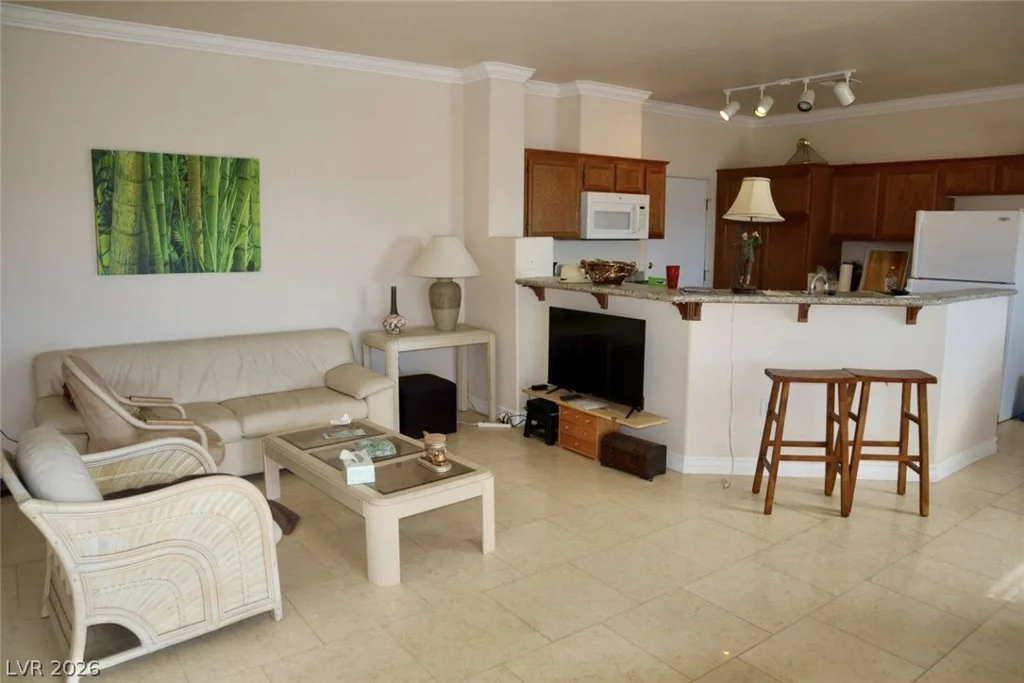 2050 Los Feliz, Las Vegas, NV 89156