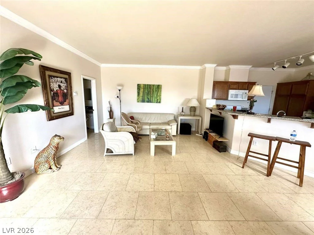 2050 Los Feliz, Las Vegas, NV 89156
