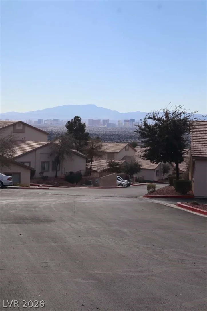 2050 Los Feliz, Las Vegas, NV 89156