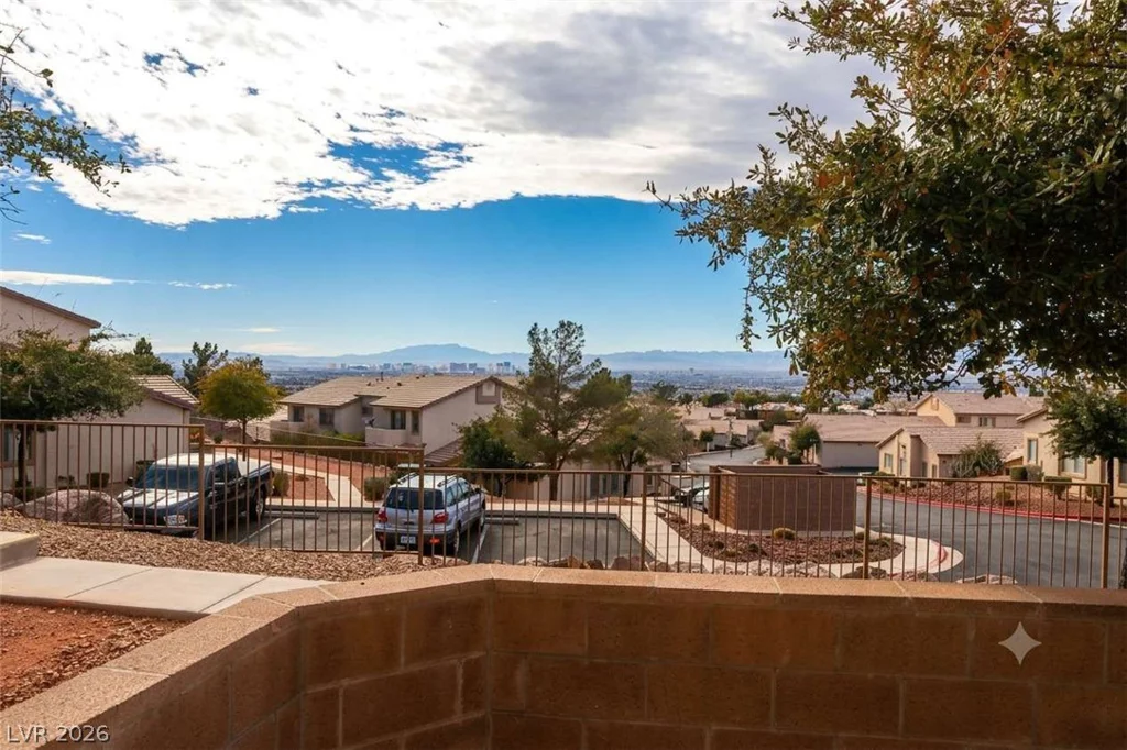 2050 Los Feliz, Las Vegas, NV 89156