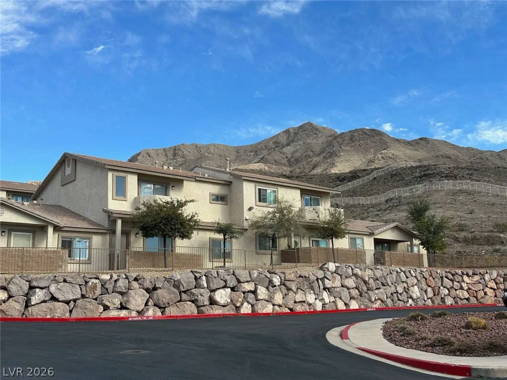2050 Los Feliz, Las Vegas, NV 89156