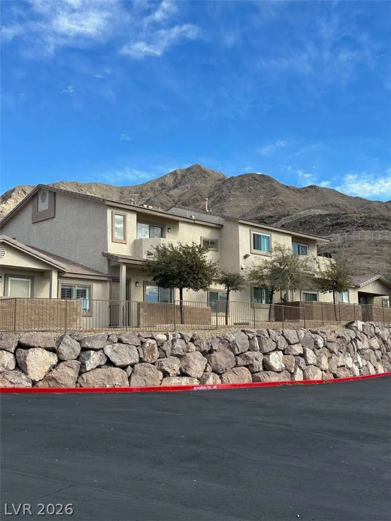2050 Los Feliz, Las Vegas, NV 89156