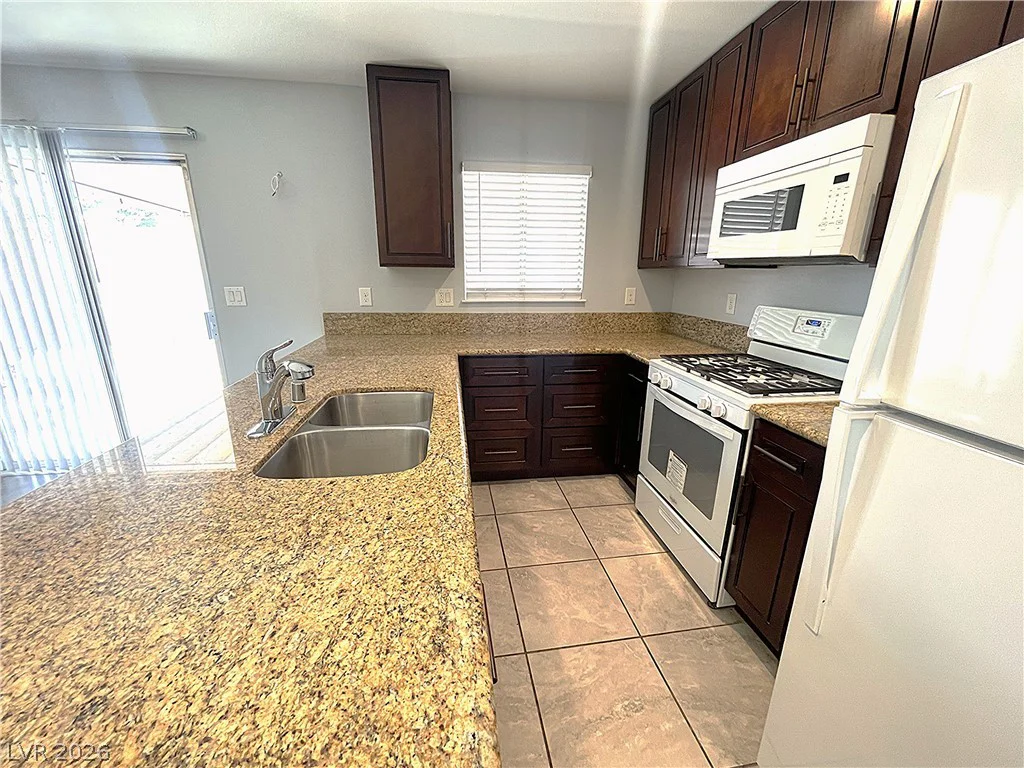 1608 Crest Haven, Las Vegas, NV 89108