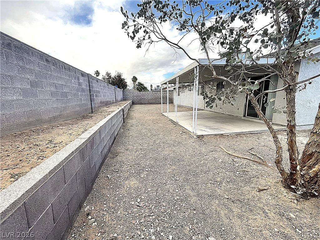 1608 Crest Haven, Las Vegas, NV 89108