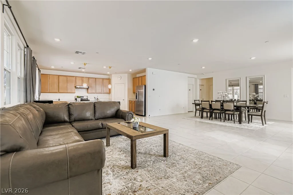 3733 Battipaglia, Henderson, NV 89044
