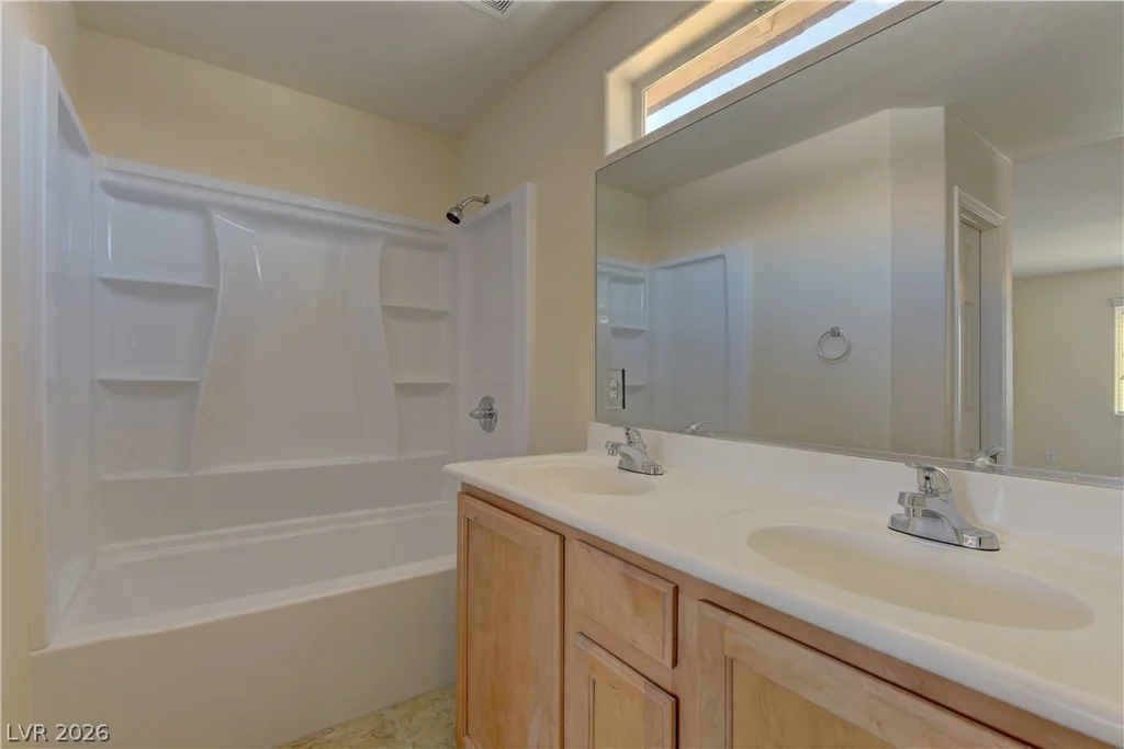 5862 Baroque Gold, Las Vegas, NV 89139