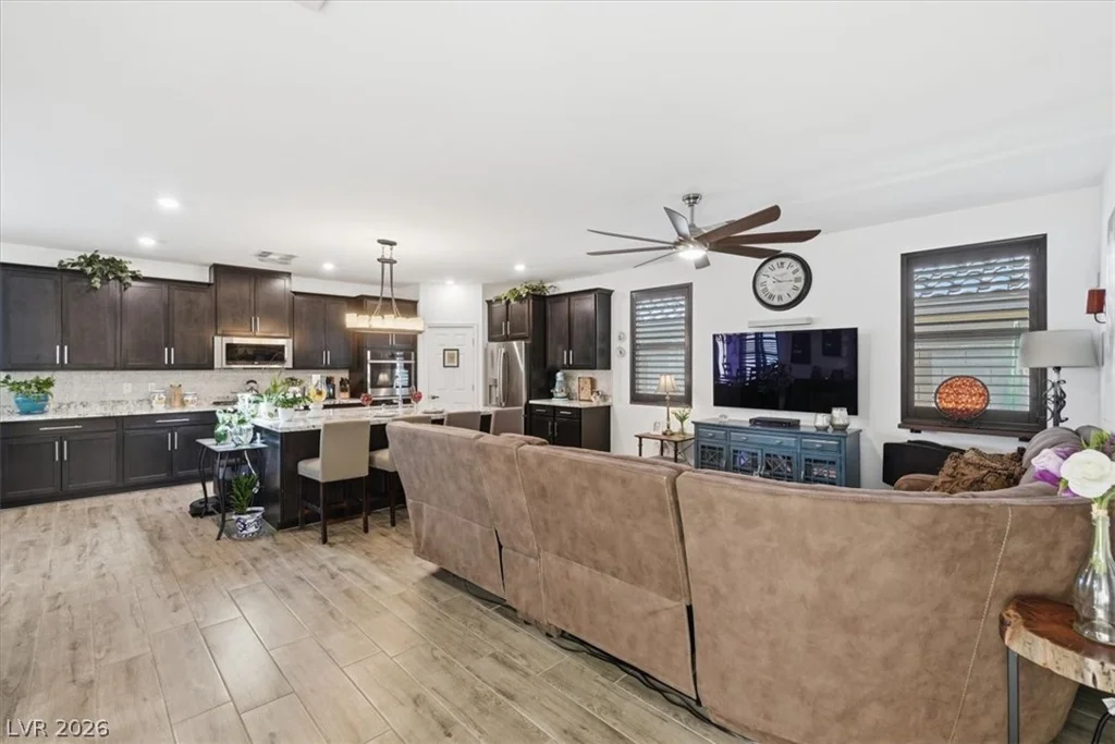 8216 Skye Struck, Las Vegas, NV 89166