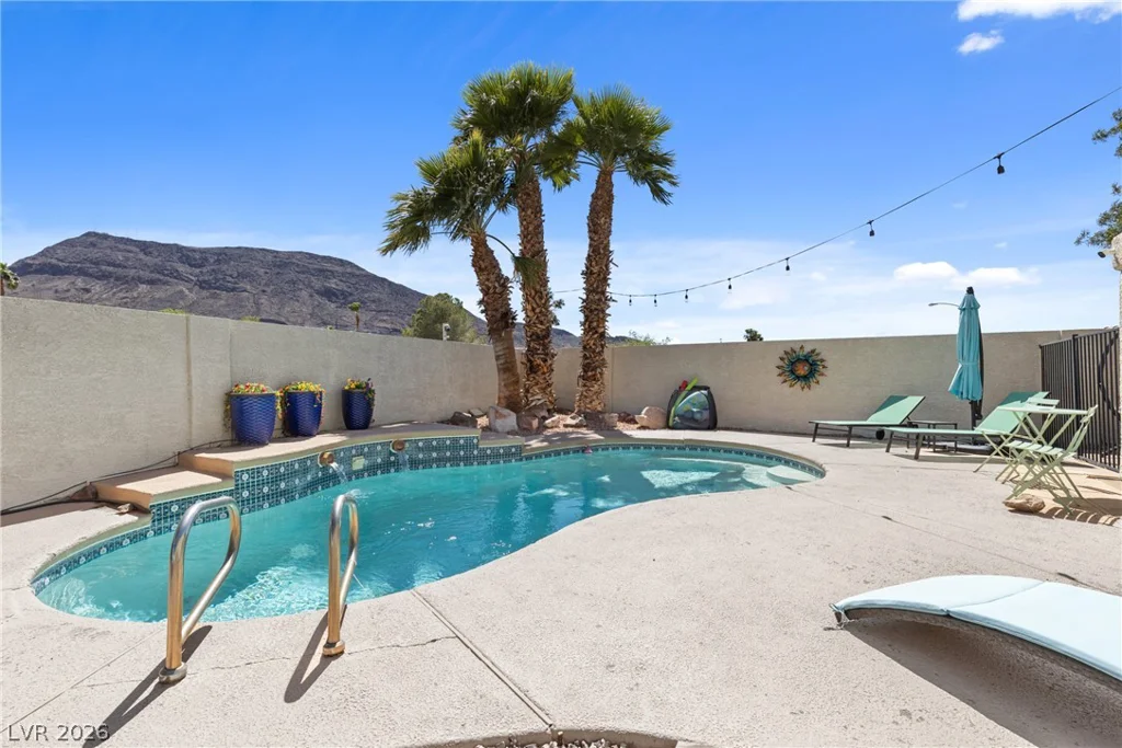 411 Opal, Henderson, NV 89015
