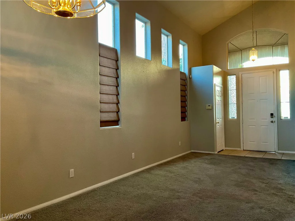 3428 Chieftain, Las Vegas, NV 89117