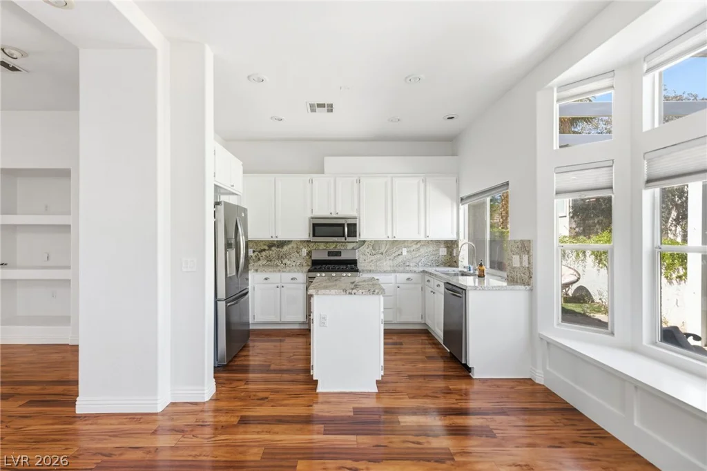 9208 Sunnyfield, Las Vegas, NV 89134