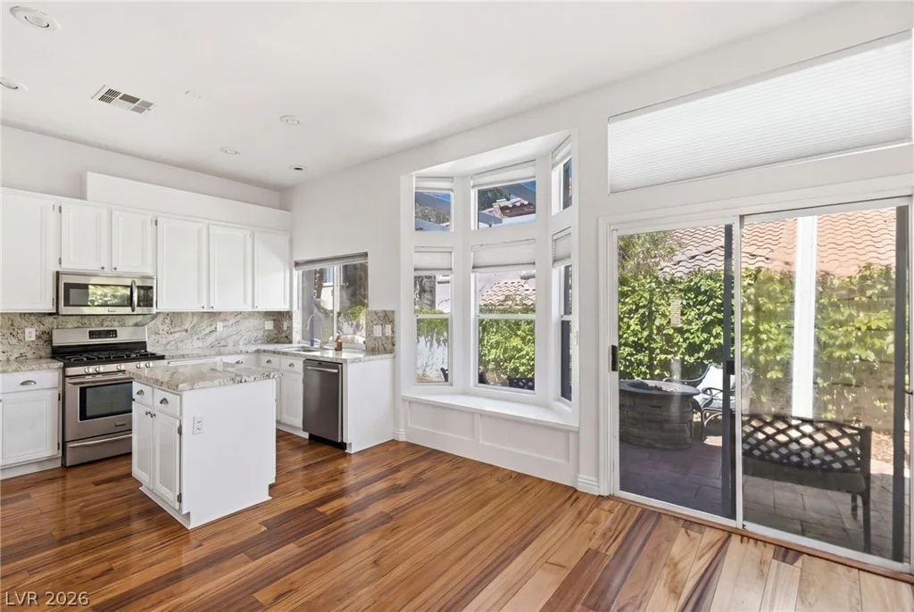 9208 Sunnyfield, Las Vegas, NV 89134