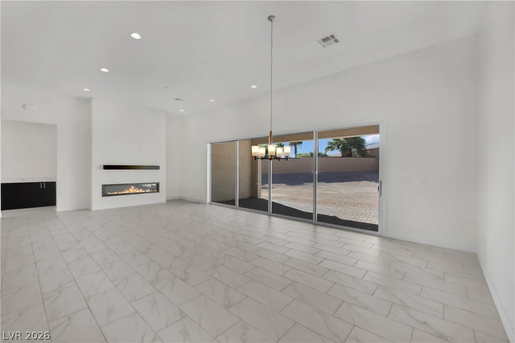 8835 Tenaya, Las Vegas, NV 89113
