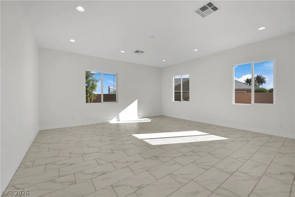 8835 Tenaya, Las Vegas, NV 89113