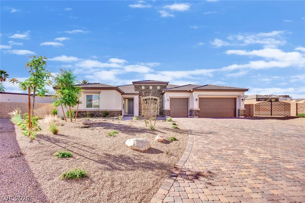 8835 Tenaya, Las Vegas, NV 89113