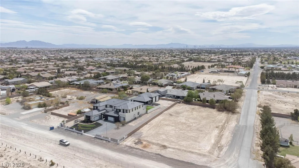 Iron Mountain, Las Vegas, NV 89131